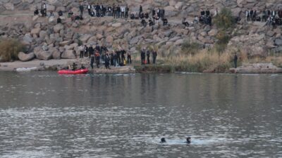 ŞIRNAK (AA) – Şırnak'ın Cizre ilçesinde terliğini almak için Dicle