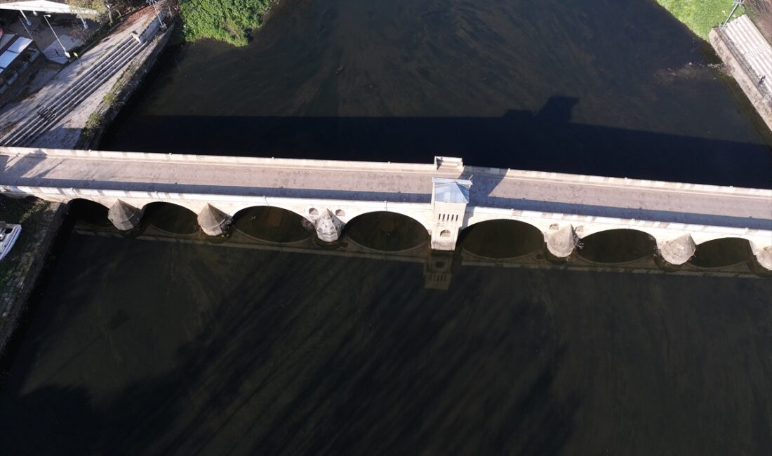 EDİRNE (AA) – Meriç ve Tunca nehirlerinin debisi, Edirne ile