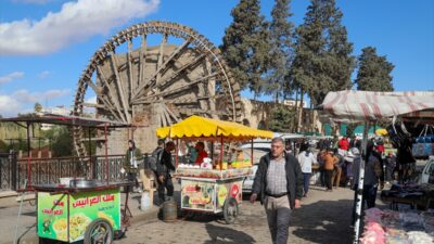 - Hama ilinden Üniversite öğrencisi Ahmed Keyali:
"Hamdolsun, fiyatlar, maaşlar ve