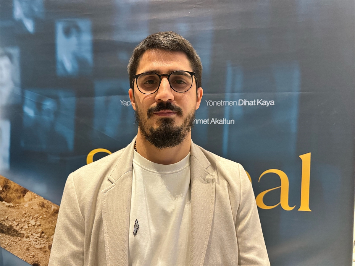 - Yapımcılığını Tülay Gökçimen'in, yönetmenliğini Dihat Kaya'nın üstlendiği, Suriye devriminin