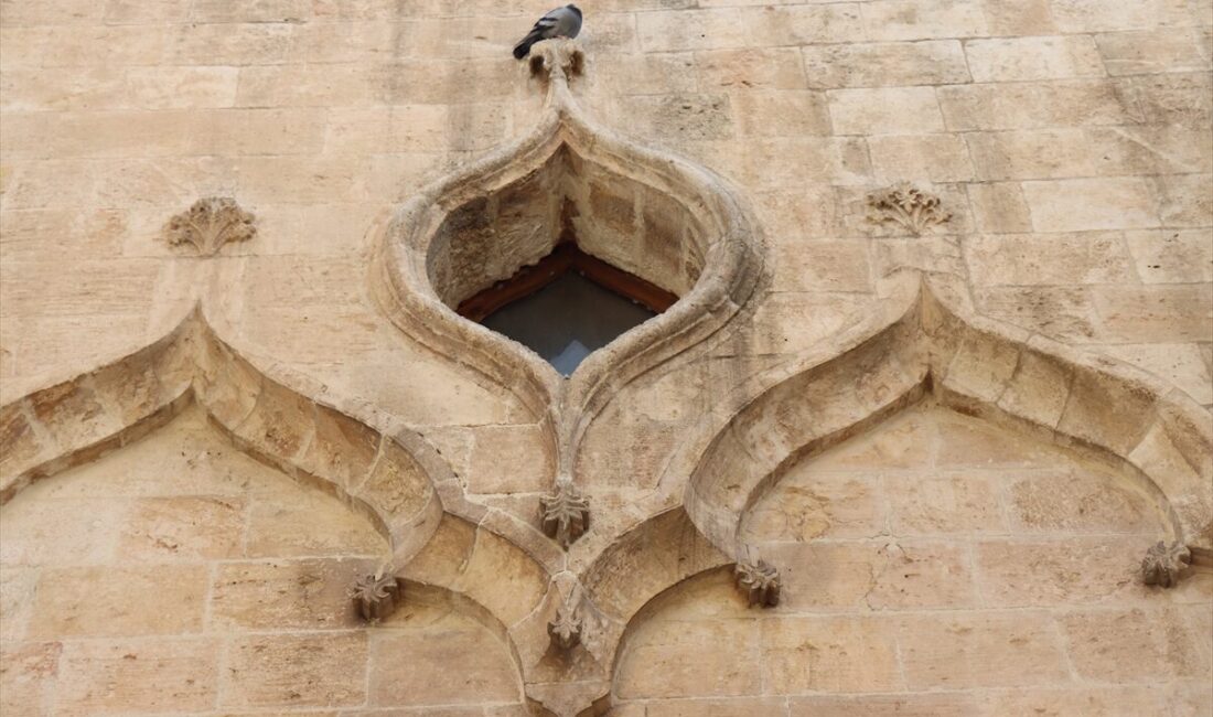 - Kilise, cezaevi ve cami olarak farklı dönemlerde kullanılan Fırfırlı