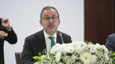 - Komisyon Başkanı Mehmet Muharrem Kasapoğlu:
- "Ülkemizin elbette engelliler noktasında