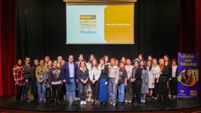 - Teknosa CEO'su Sitare Sezgin:
- "Kadınların teknolojiyle güçlendiği bu dönüşüm