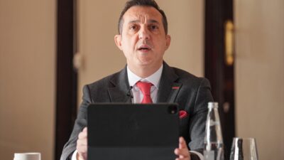 - Tepe Kurumsal İcra Kurulu Başkanı Murat Altıkardeşler:
- "Müşteri talebi