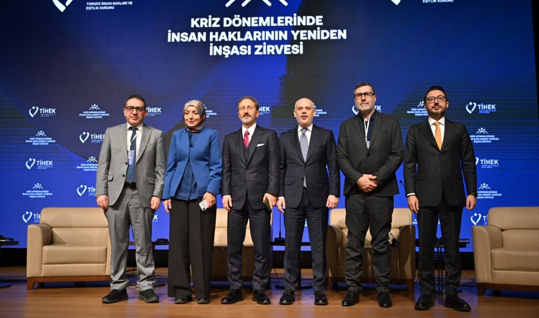 - AA Yönetim Kurulu Başkanı ve Genel Müdürü Serdar Karagöz:
-