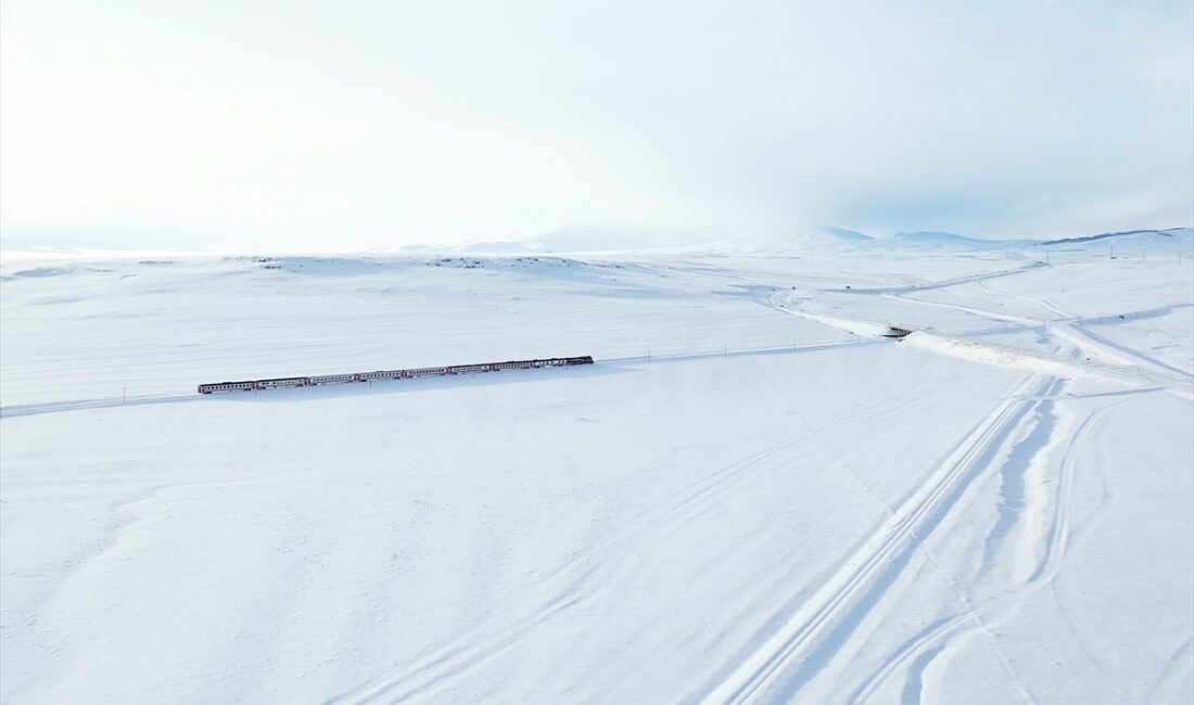 - Turistik Doğu Ekspresi yolcularından Mehmet Çoban:
- "Bu yolculuğun eşi