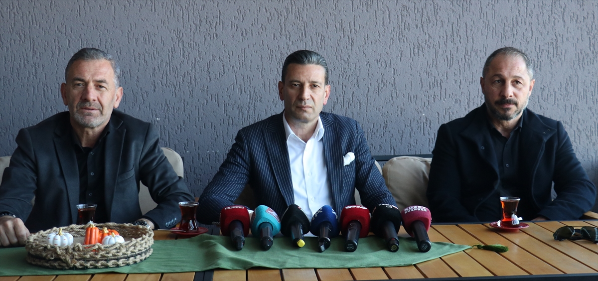 Suat Hekimoğlu: 
- "Daha önce Eyüp başkanın döneminde de çok