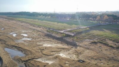 - Ülkenin önemli tatlı su kaynaklarından İznik Gölü'nün kıyıdan metrelerce