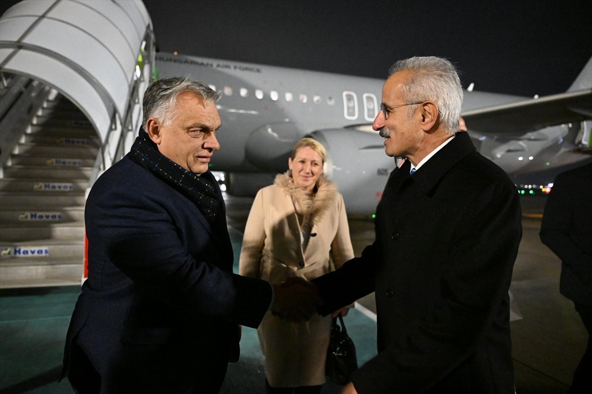 ANKARA (AA) – Ulaştırma ve Altyapı Bakanı Abdulkadir Uraloğlu, Macaristan