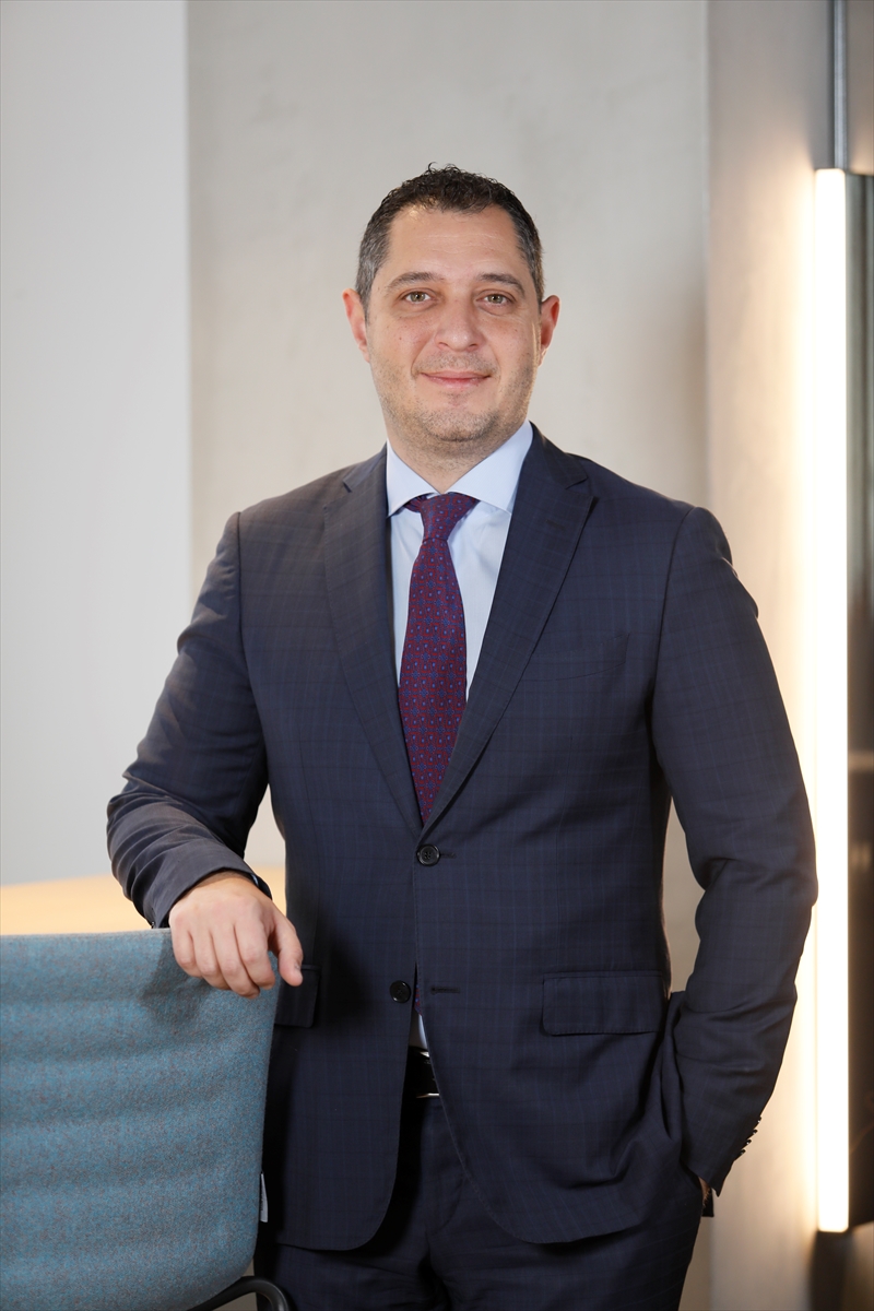 - Visa Güney Avrupa Danışmanlık ve Analitik Başkanı Sertan Şener:
-