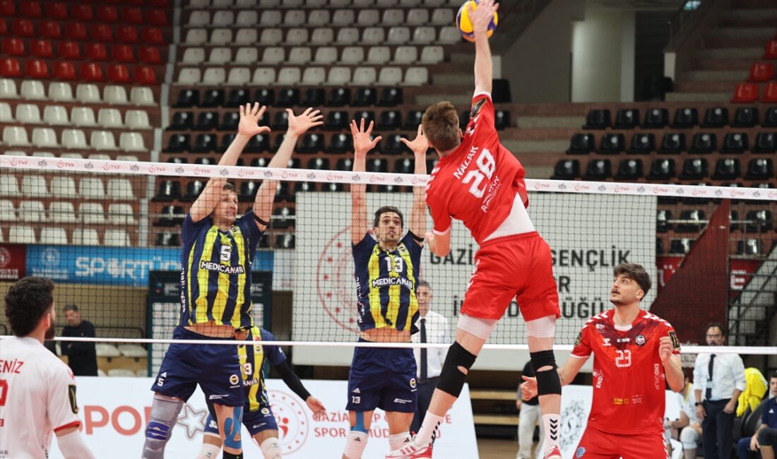 - Gaziantep Gençlikspor: 1 - Fenerbahçe Medicana: 3