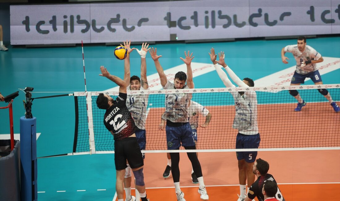 - Bursa Büyükşehir Belediyespor: 3 - İstanbul Gençlik: 0