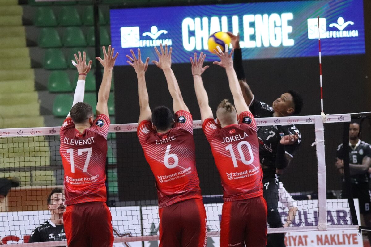 - Kuşgöz İzmir Vinç Akkuş Belediyespor: 1 - Ziraat Bankkart: