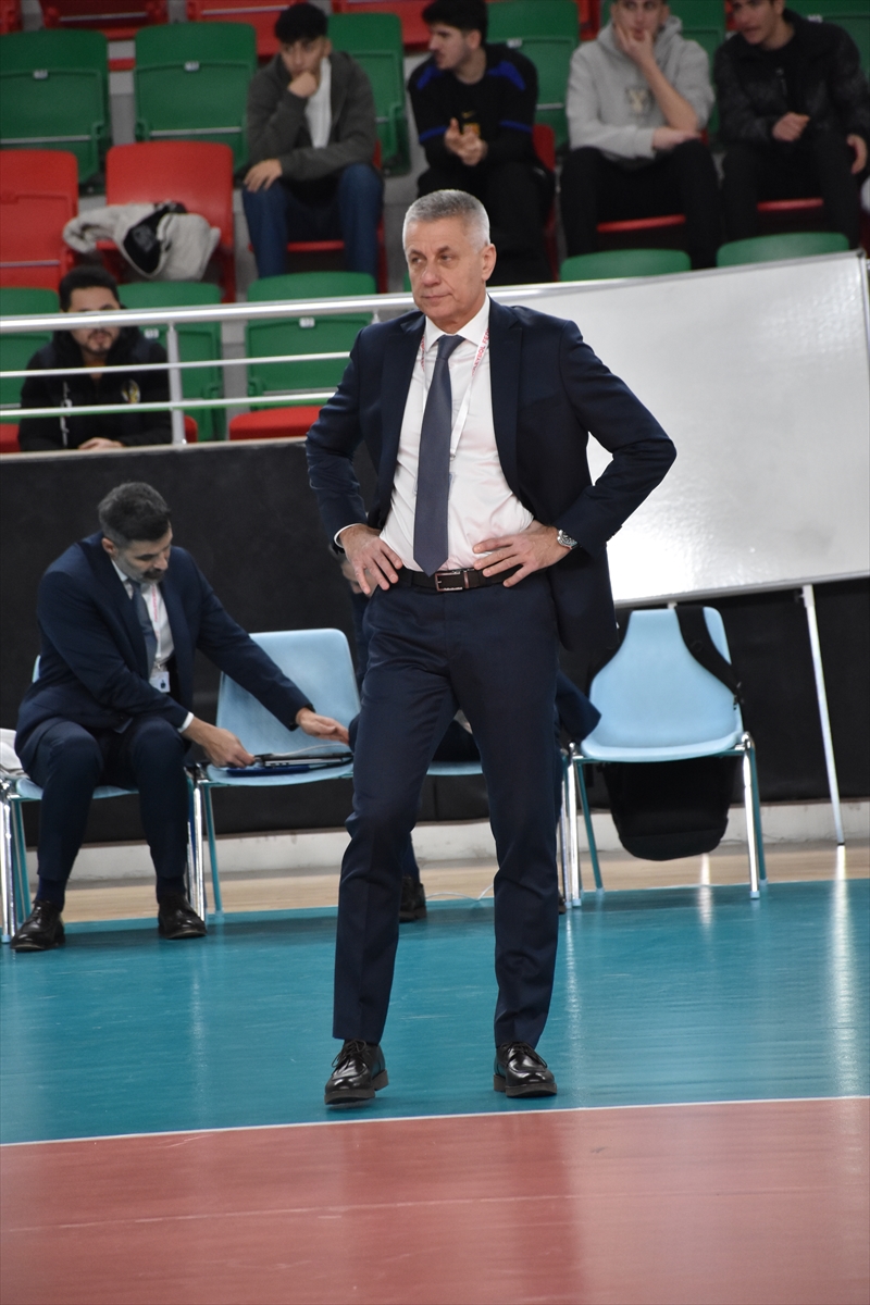 - Rams Global Cizre Belediyespor: 0 - Halkbank: 3