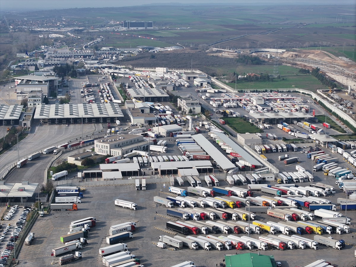 EDİRNE (AA) – Yunanistan'ın Bahçeköy (Kipi) Sınır Kapısı'nın çiftçi eylemleri