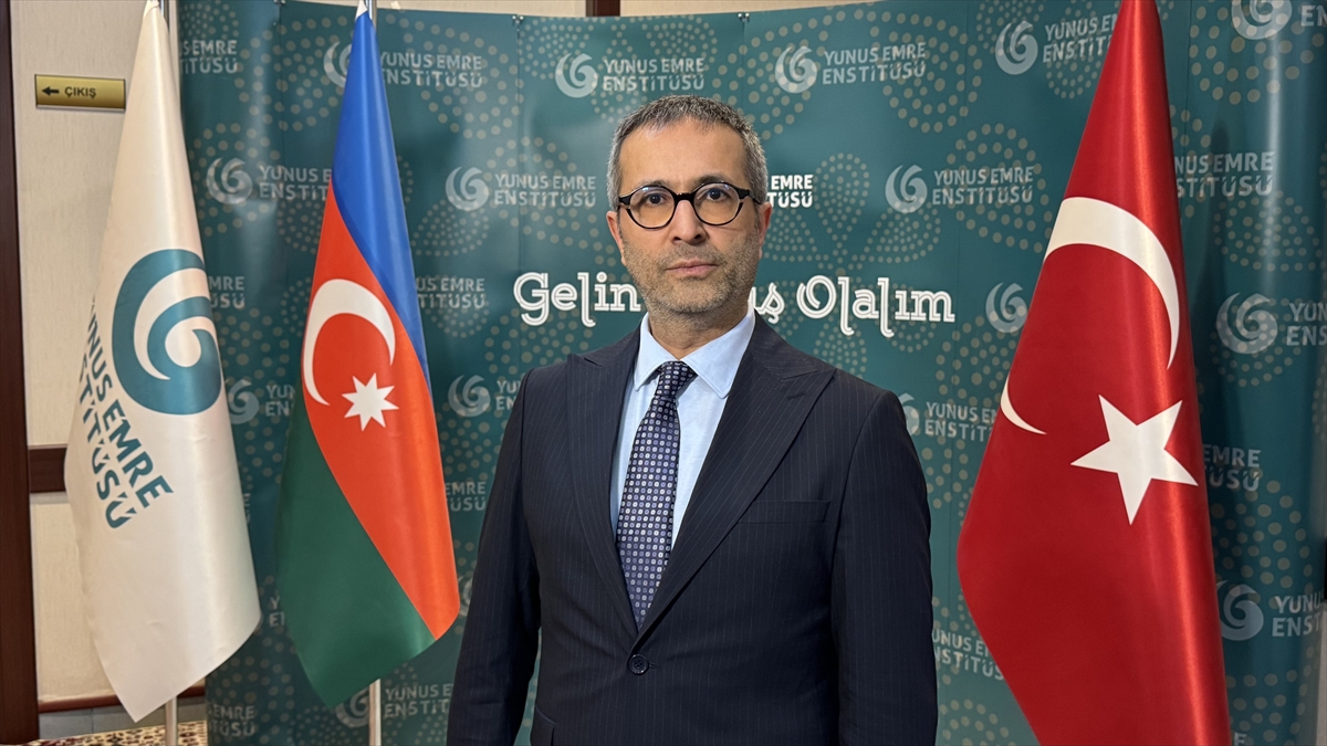 - YEE Başkanı Abdurrahman Aliy:
- "Azerbaycan'daki faaliyetlerimizi biraz daha yoğunlaştıracağız