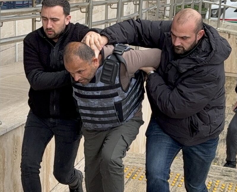 - Gözaltına alınan zanlı adliyeye sevk edildi