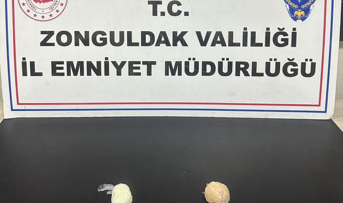 ZONGULDAK (AA) – Zonguldak'ta düzenlenen uyuşturucu operasyonunda gözaltına alınan 3