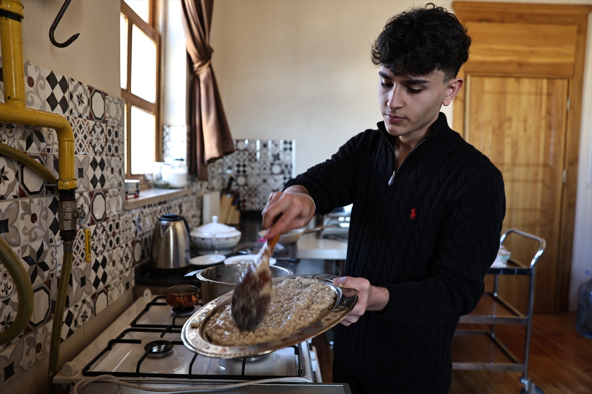 - Bayburt'ta yaşayan 17 yaşındaki Metehan Demirhan, unutulmaya yüz tutmuş