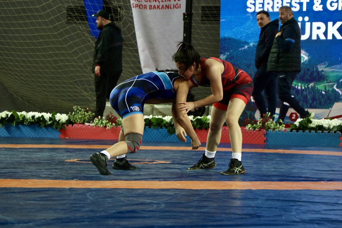TRABZON (AA) – Trabzon'da düzenlenen 23 Yaş Altı Türkiye Güreş