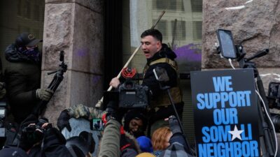 NEW YORK (AA) – ABD'nin Minnesota eyaletinin Minneapolis kentinde, aralarında