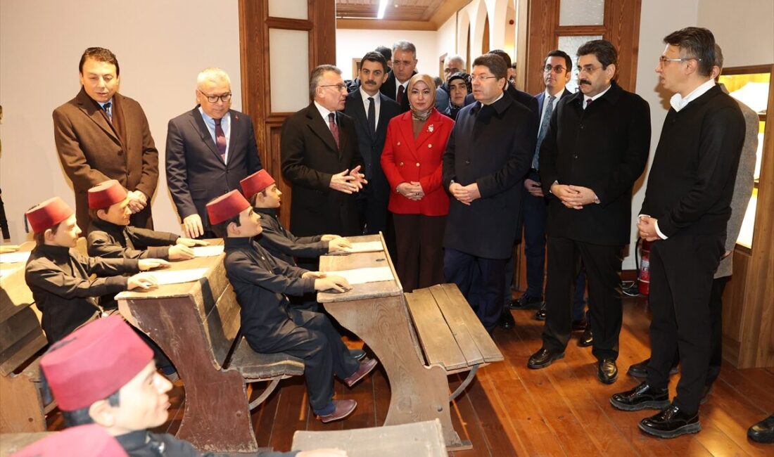 SİVAS (AA) – Adalet Bakanı Yılmaz Tunç, Sivas'ta bazı ziyaretler