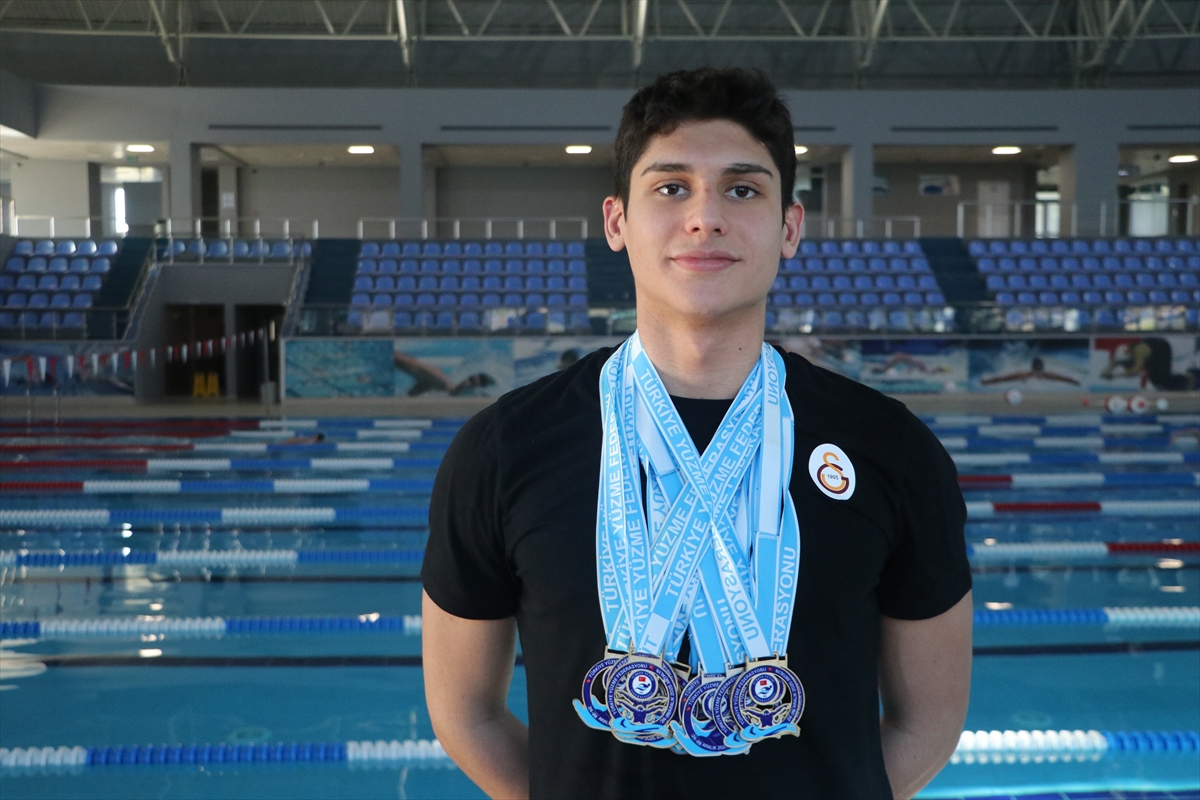 - 14 Türkiye şampiyonluğu bulunan genç sporcu Emre Onuş:
- "Milli