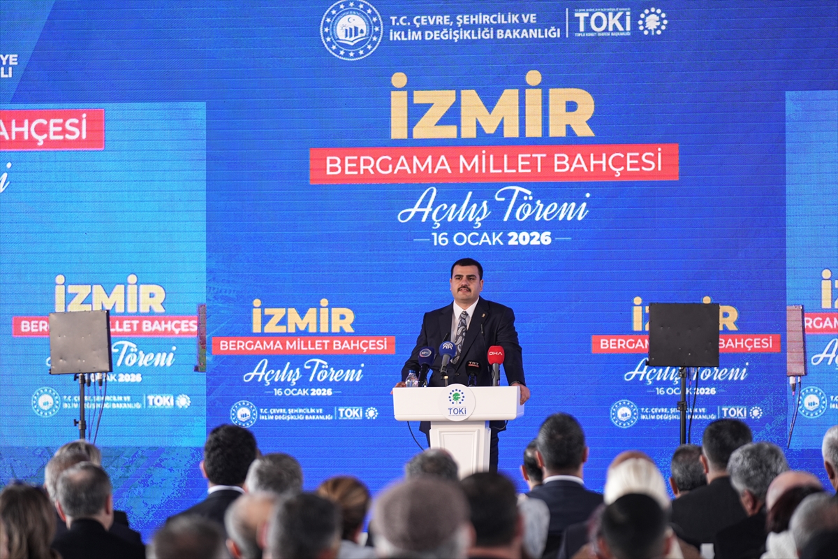 - "(Bergama Millet Bahçesi) Dün istemeyiz, yanlış dedikleri proje, bugün