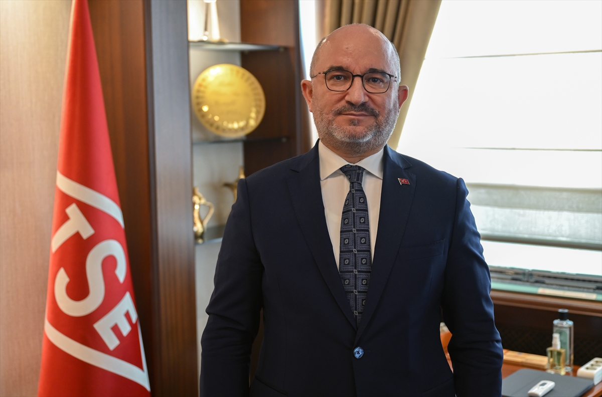 - Türk Standardları Enstitüsü Başkanı Mahmut Sami Şahin:
- "İleride kurulacak