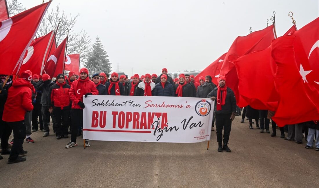 - Vali Hulusi Şahin:
- "Biz sadece savaş zamanı kan vermesini