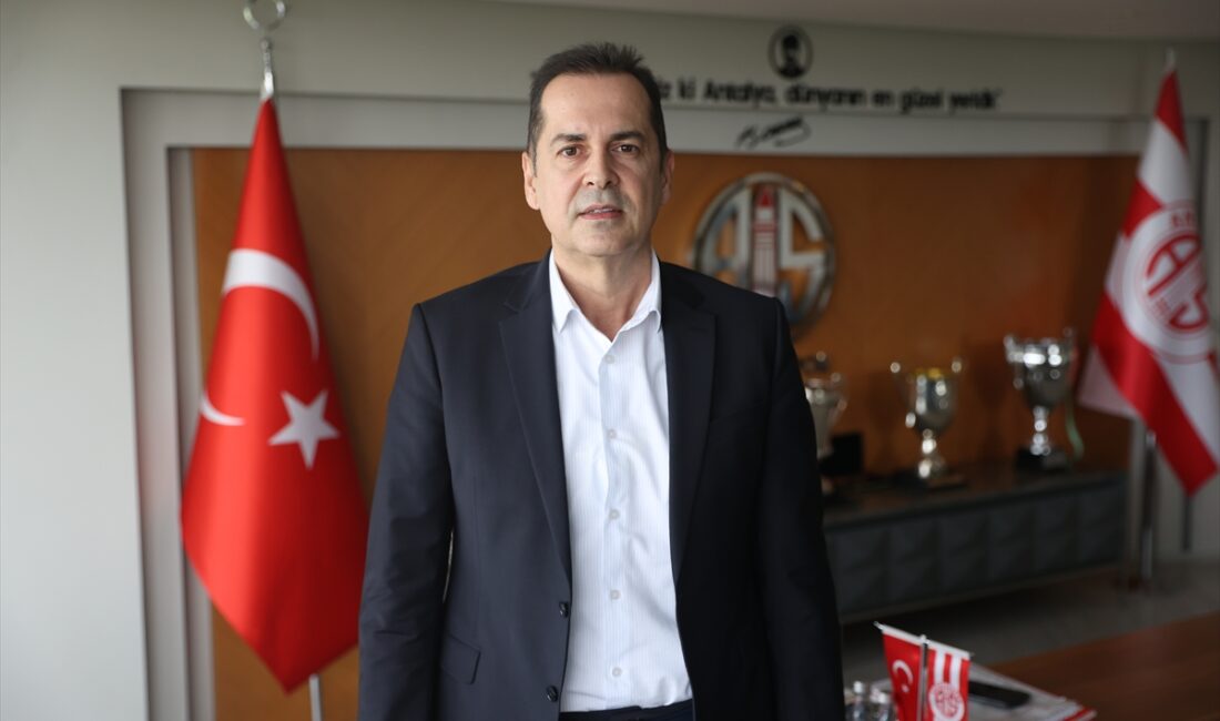 - Antalyaspor Başkanı Rıza Perçin:
"Gelişimimizi sürdürmek için Trabzon maçından 3