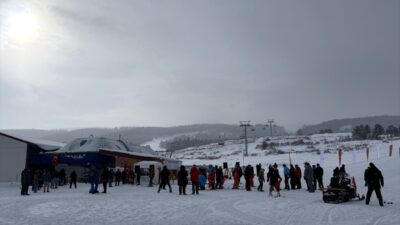 ARDAHAN (AA) – Ardahan'da kar kalınlığının yeterli seviyeye ulaşmasıyla Yalnızçam