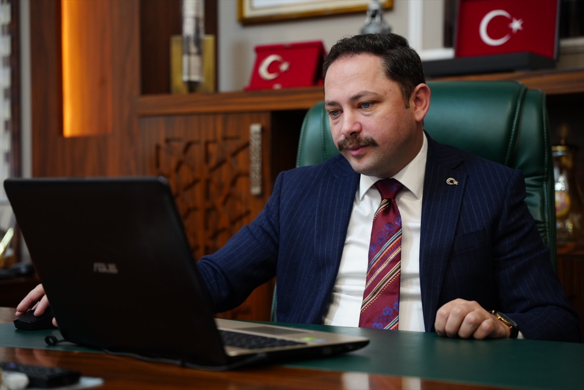 ÇANAKKALE (AA) – Çanakkale'nin Biga Kaymakamı Ercan Kayabaşı, Anadolu Ajansının