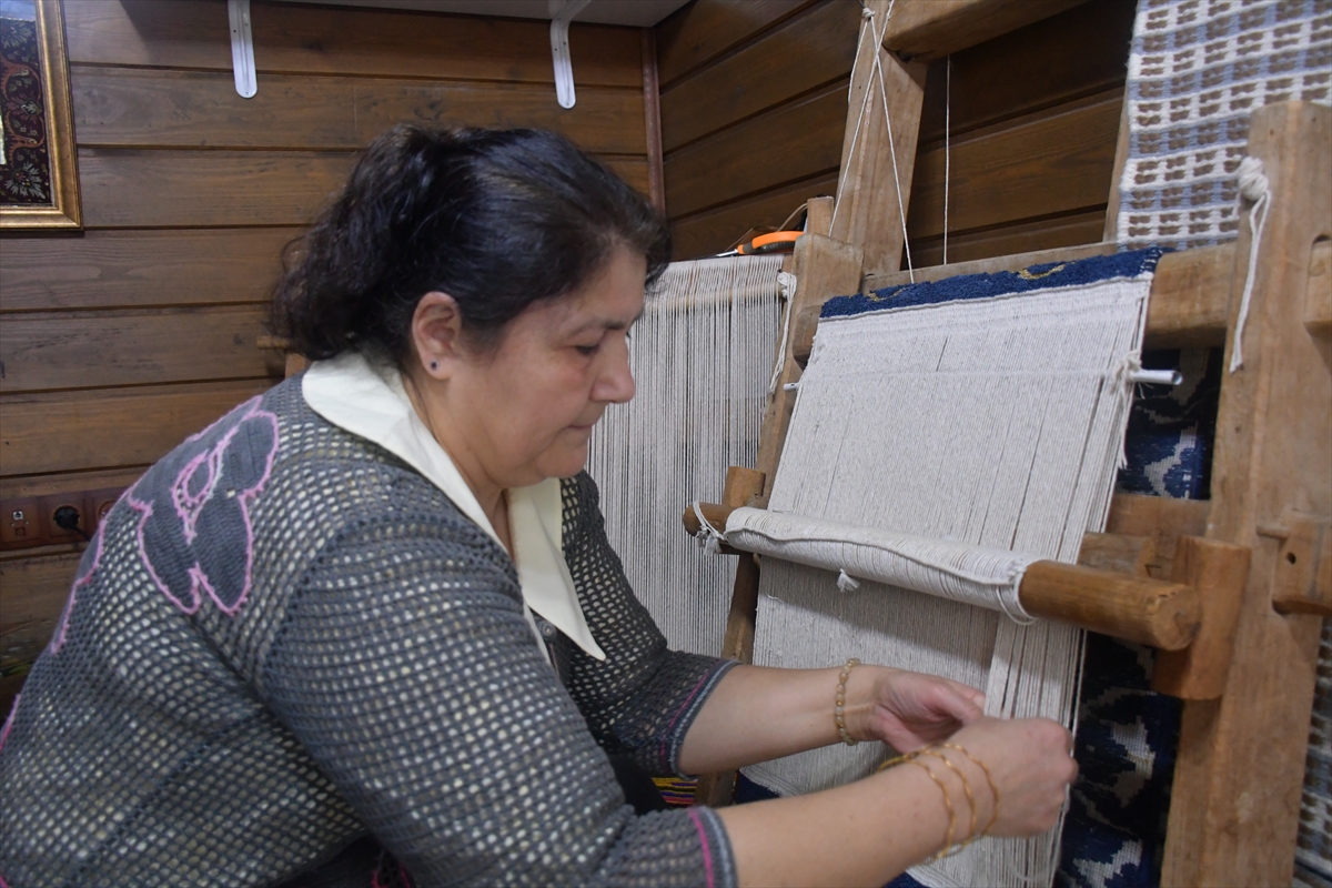 ​​​BİLECİK (AA) – Bilecik'in geleneksel el sanatlarından olan ve 6