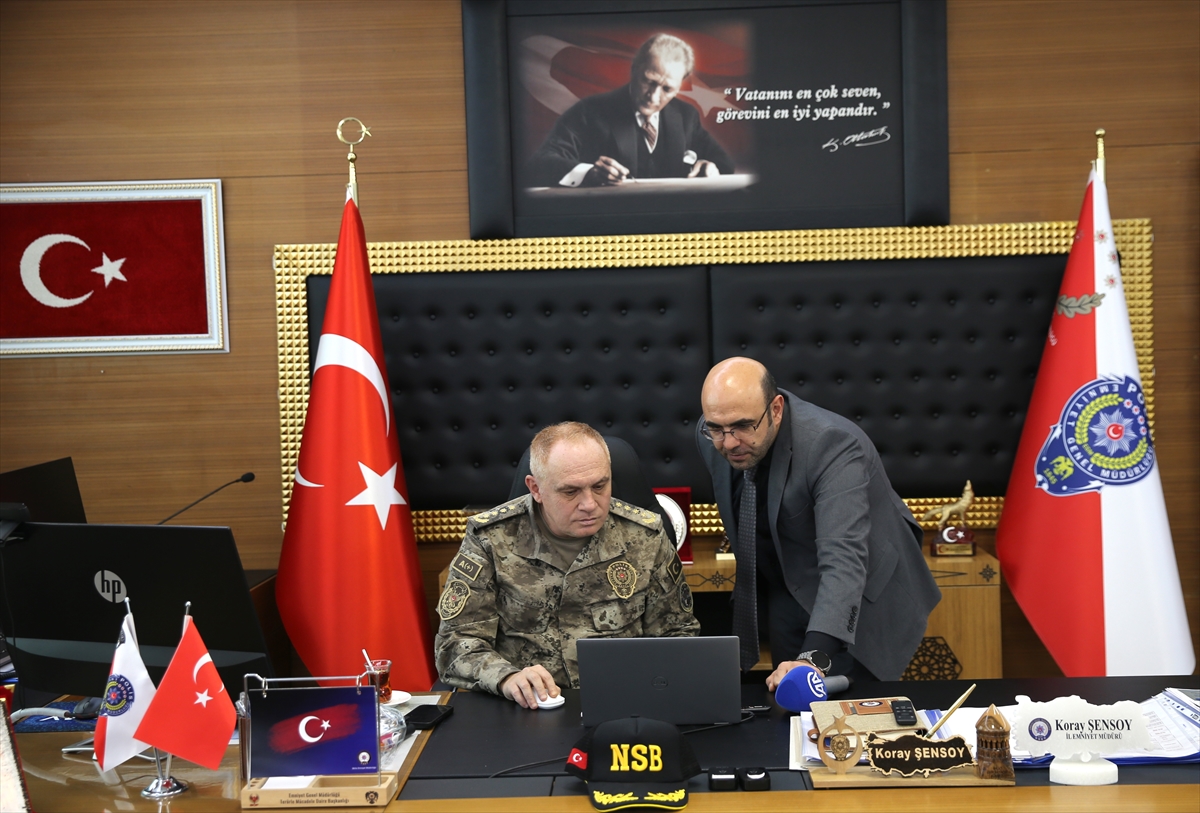 BİTLİS (AA) – Bitlis Emniyet Müdürü Koray Şensoy, Anadolu Ajansının