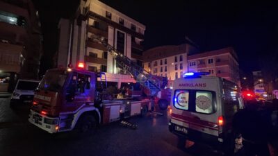 BURSA (AA) – Bursa'nın Nilüfer ilçesindeki bir otelde çıkan yangında