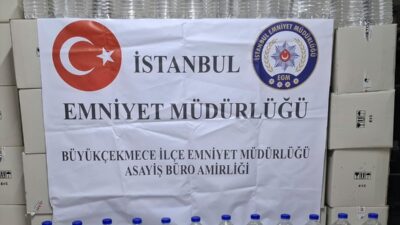 İSTANBUL (AA) – Büyükçekmece'de 2 bin 700 litre kaçak alkolün