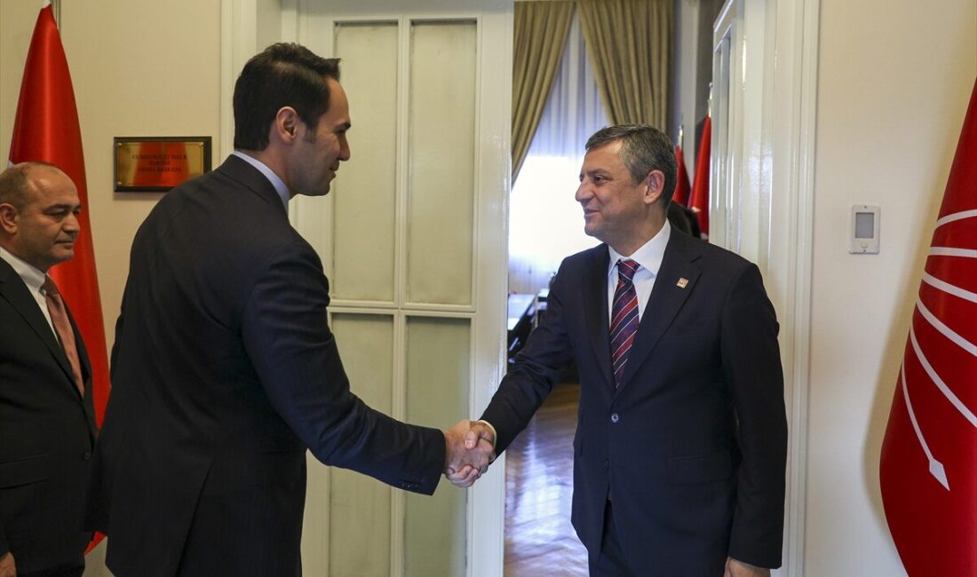 TBMM (AA) – CHP Genel Başkanı Özgür Özel, Doğru Yol