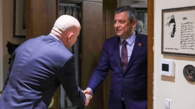 İSTANBUL (AA) – CHP Genel Başkanı Özgür Özel, hayatını kaybeden