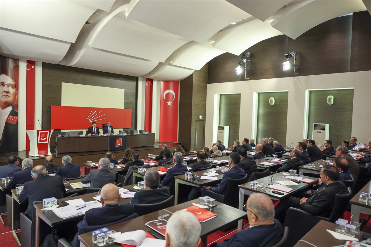 ANKARA (AA) – CHP Genel Başkanı Özgür Özel başkanlığında İl