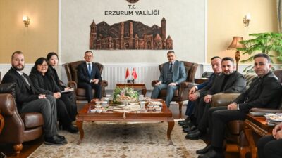 ERZURUM (AA) – Çin'in Ankara Büyükelçisi Ciang Şüebin, Erzurum'da çeşitli