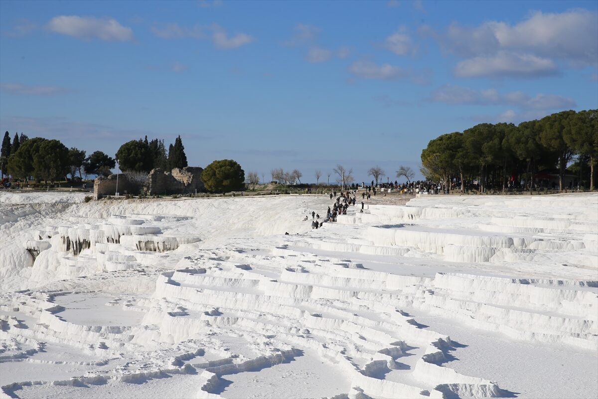 - TÜRSAB Pamukkale Bölgesel Yürütme Kurulu Başkanı Turan Köseoğlu:
- "2026