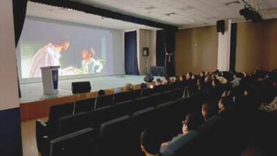 ÇORUM (AA) – Çorum'da görme engelliler, sesli betimlemeli film gösteriminde