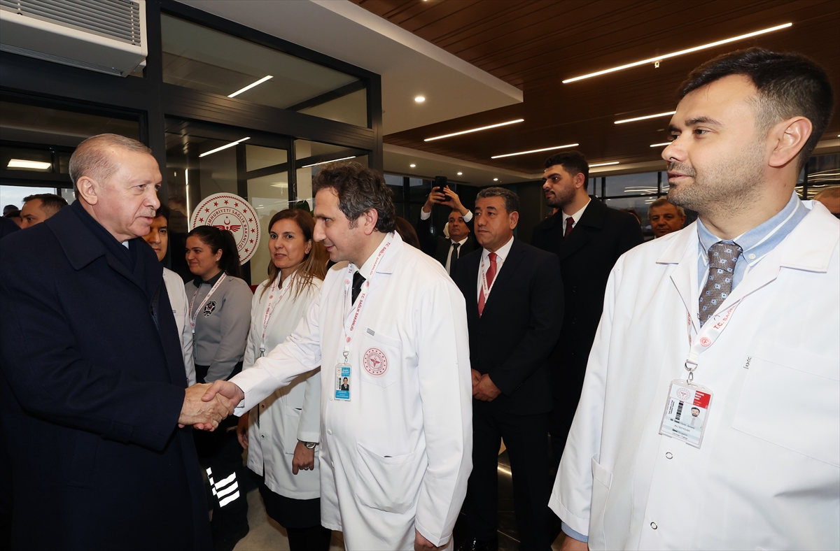 - "Aydın Şehir Hastanemiz aynı zamanda bir eğitim ve araştırma