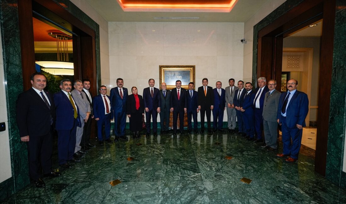 ANKARA (AA) – Cumhurbaşkanı Yardımcısı Cevdet Yılmaz, AK Parti Genel