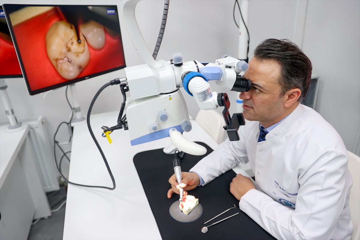 - Necmettin Erbakan Üniversitesi Diş Hekimliği Fakültesi Dekanı Prof. Dr.