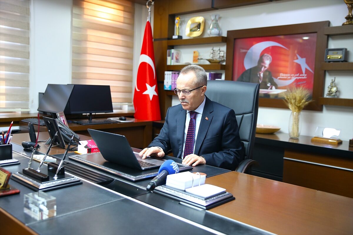 DİYARBAKIR (AA) – Diyarbakır Cumhuriyet Başsavcısı Erdal Kuruçay, Anadolu Ajansının