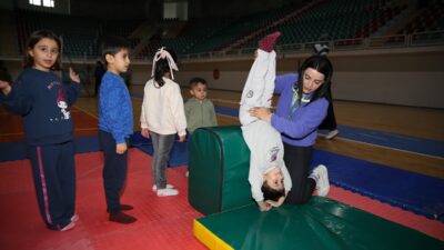 - Gençlik ve Spor İl Müdürlüğünce hazırlanan "Sporla Hareket Günü