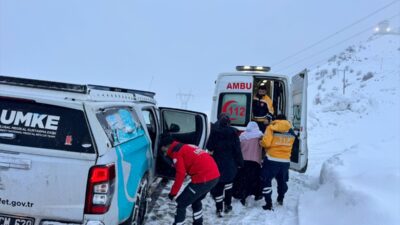 DİYARBAKIR (AA) – Diyarbakır'ın Lice, Çüngüş ve Hani ilçelerinde yolları