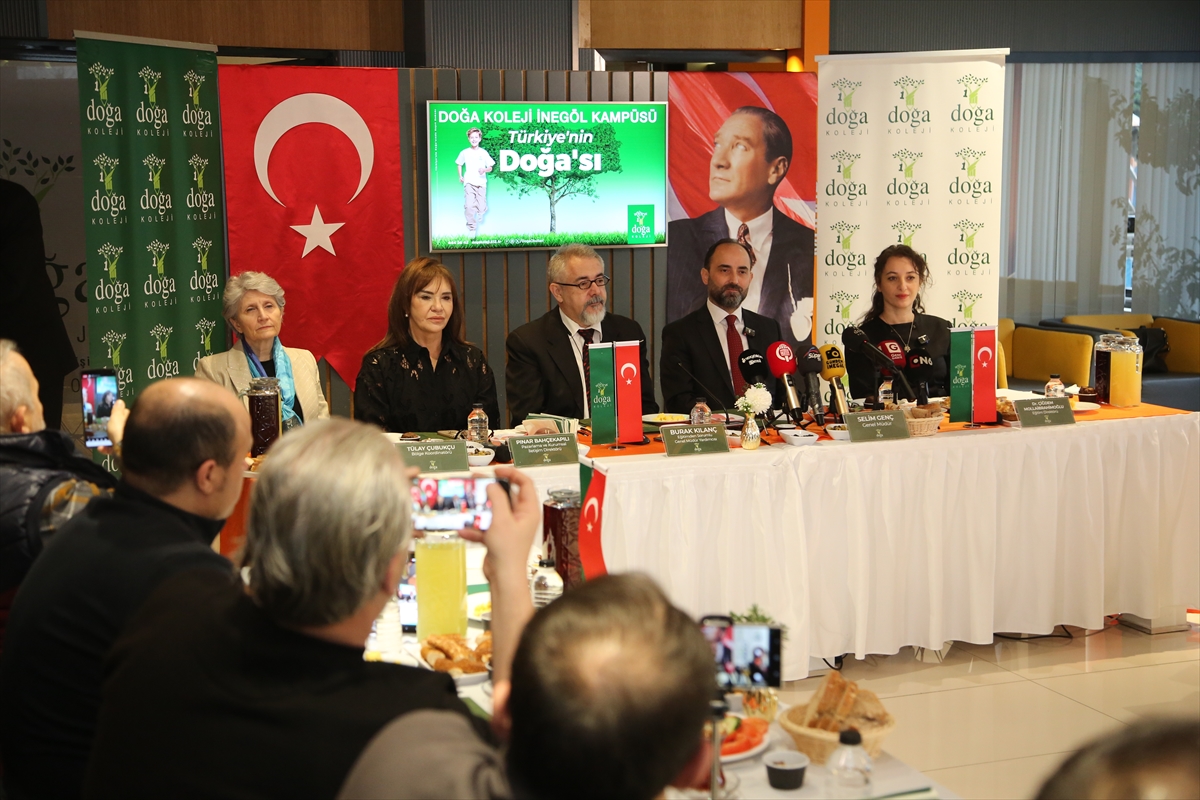 - Doğa Koleji Genel Müdürü Selim Genç:
- "Başarıyı bireysel örneklerle